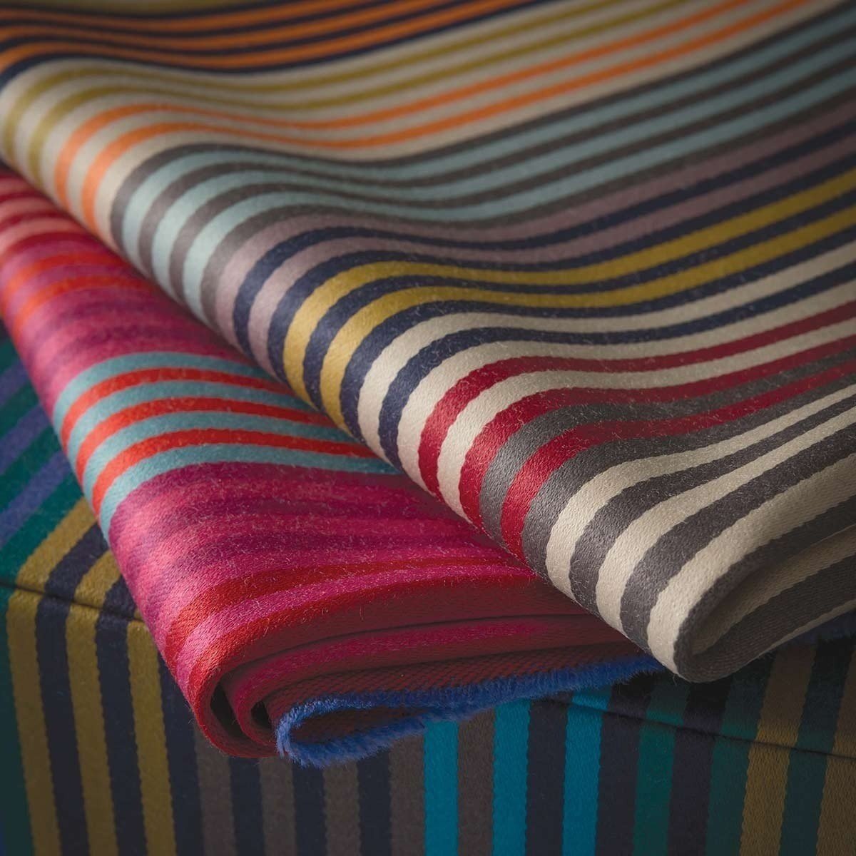 پارچه‌های لباس راحتی زنانه